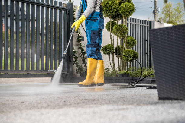 Playground Equipment Cleaning in Yale, MI